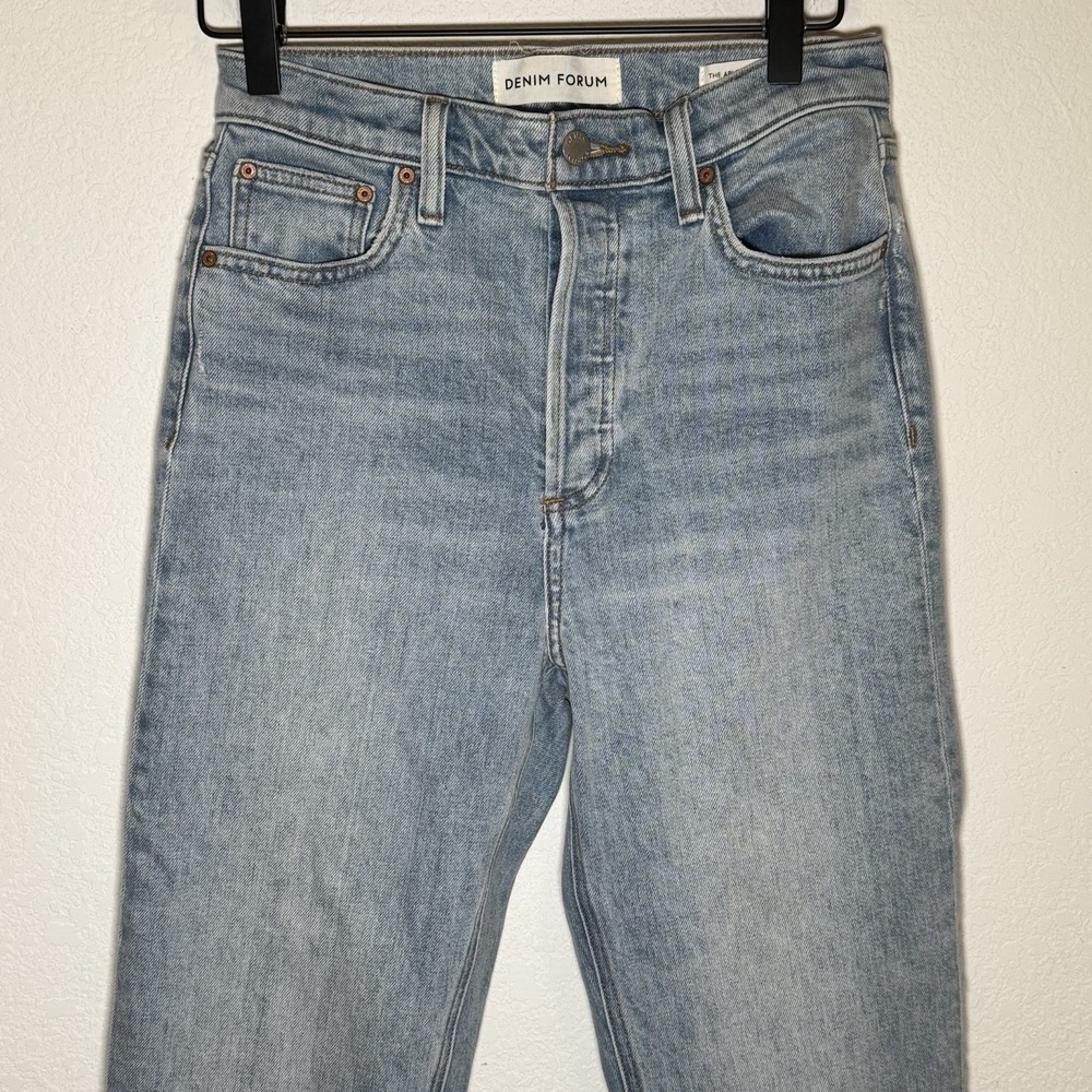 Denim Forum‎ Arlo Jeans | High Rise Straight Light Wash Button Fly | Womens 26